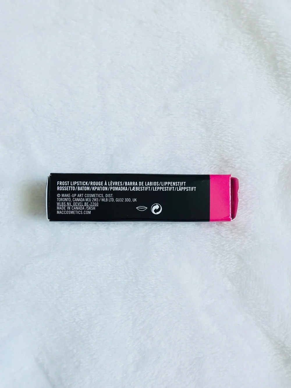 MAC Cosmetics Frost Lipstick - Bombshell- NIB